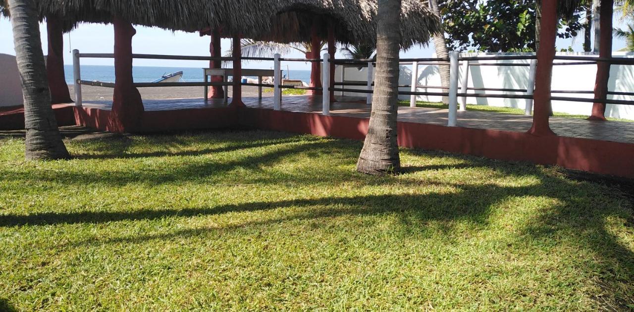 Villa Tortugas Monterrico Eksteriør billede